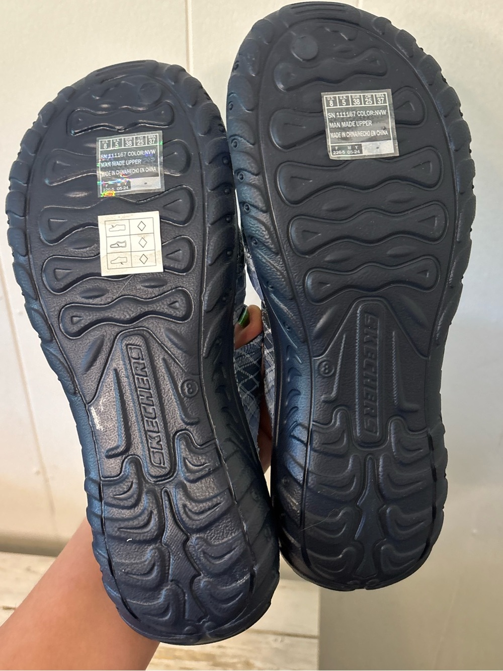 NWOT Skechers Foamies EVA Navy Plaid Water-Resistant Sandals Women’s Size 8 - Picture 7 of 8